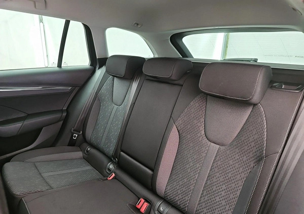 Skoda Octavia cena 114500 przebieg: 43300, rok produkcji 2021 z Garwolin małe 407